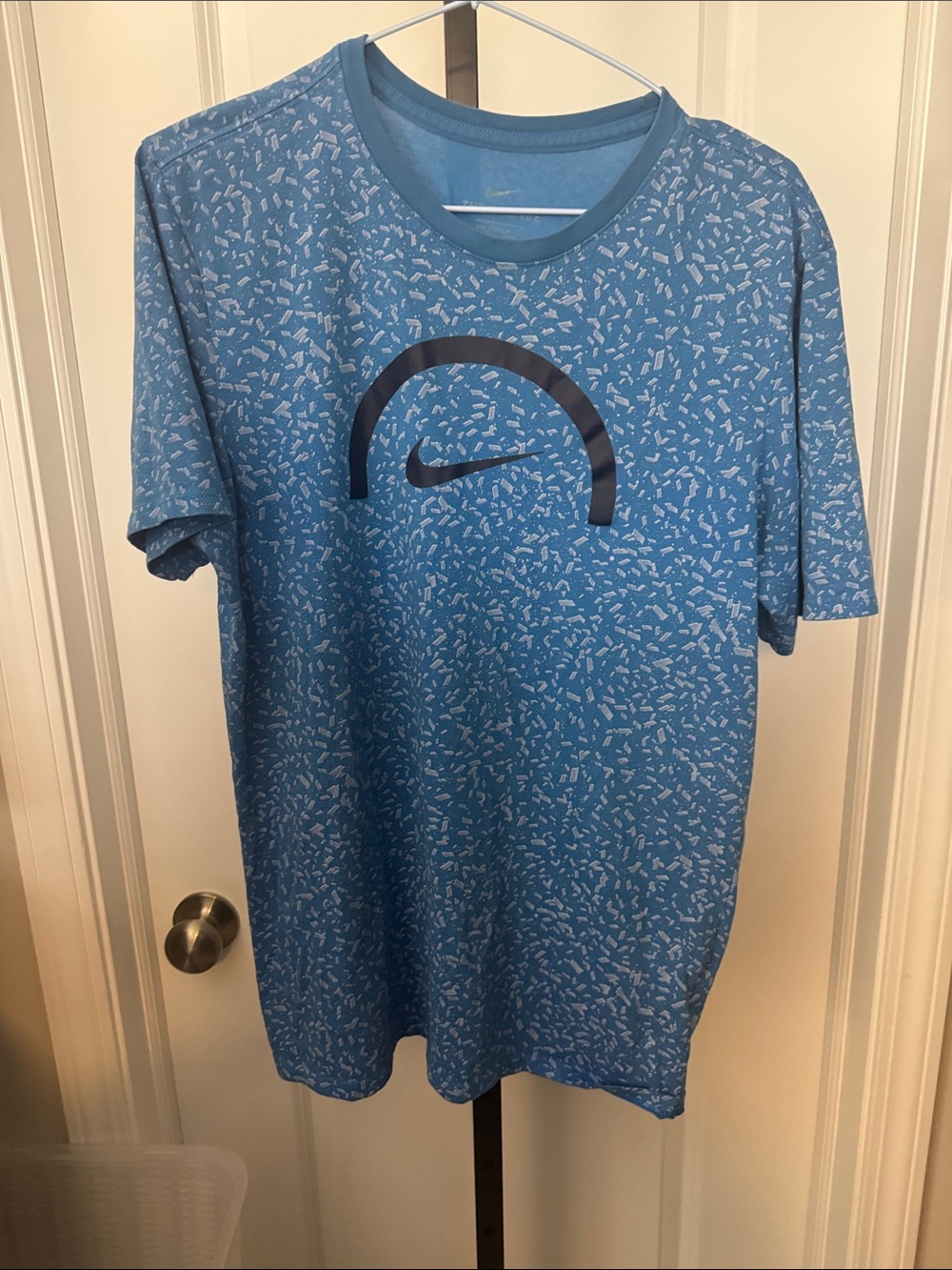 Nike Blue Short-Sleeve Performance Tee with Logo Arc